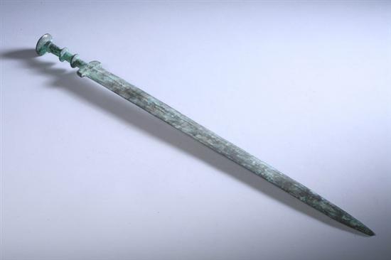 Appraisal: CHINESE ARCHAISTIC BRONZE SHORT SWORD - in long