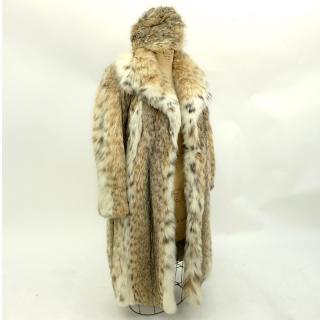 Appraisal: Ladies Vintage Lynx Fur Coat With Matching Fur Hat Unlabeled