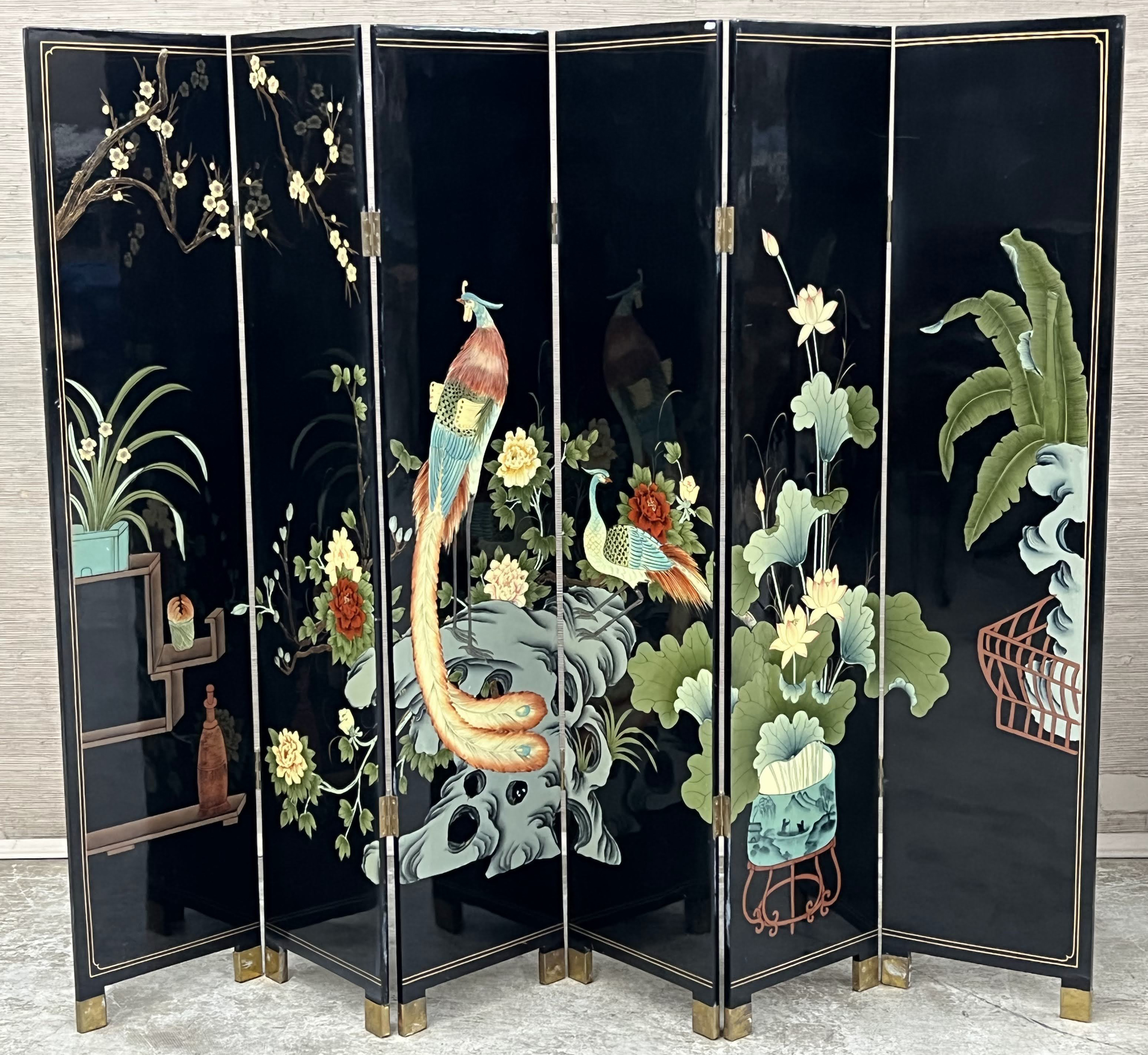 Appraisal: ORIENTAL PANEL FLOOR SCREEN Oriental panel lacquered floor screen depicting