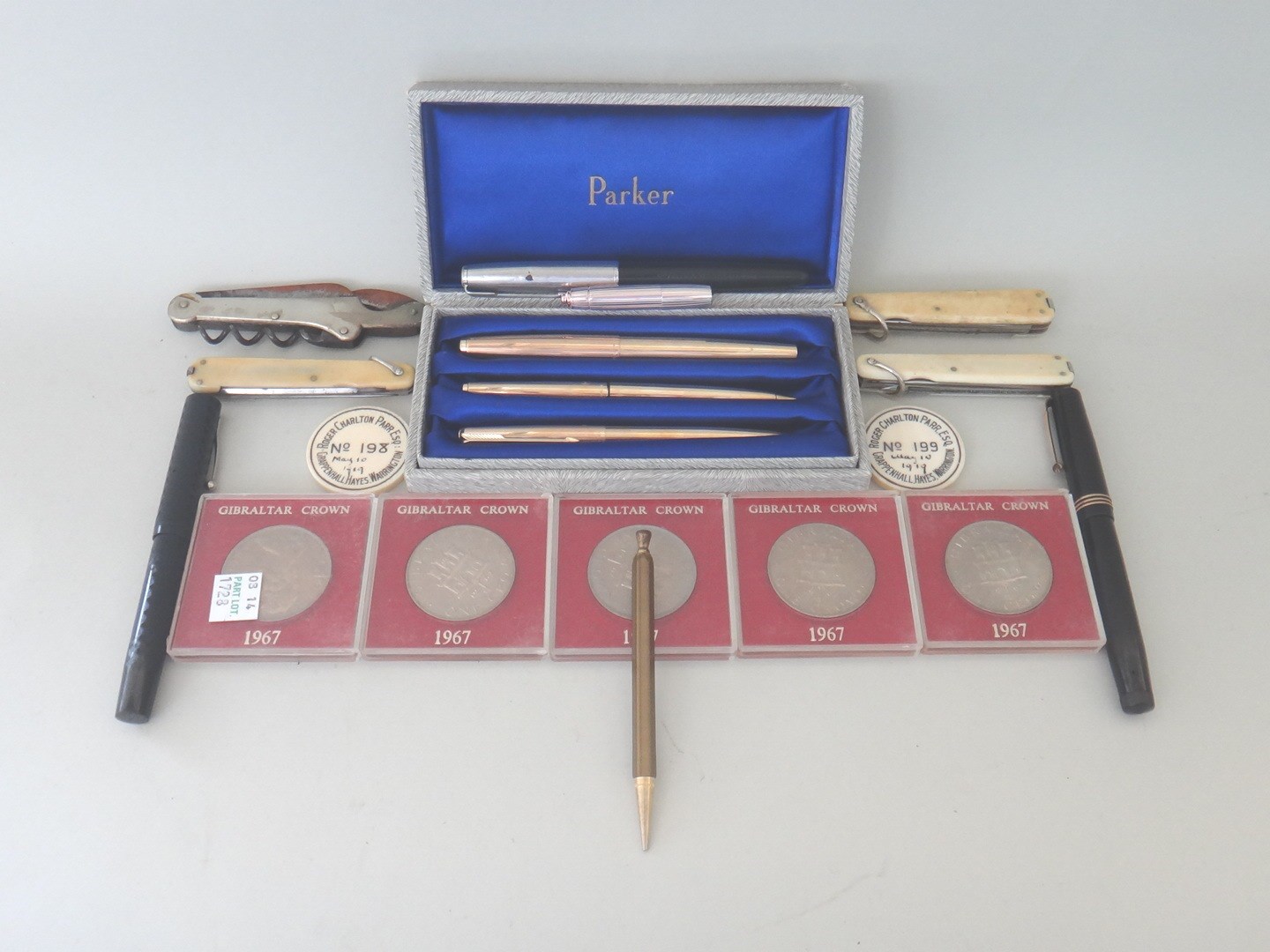 Appraisal: A quantity of collectables including a Watermans Ideal fountain pen