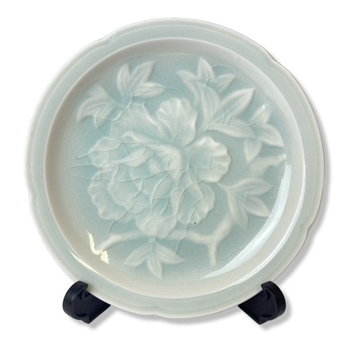 Appraisal: A Chinese Celadon dish In a Southern Song style Carved