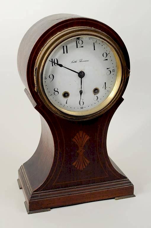 Appraisal: Seth Thomas Mantel Clock Seth Thomas mantel clock with enamel