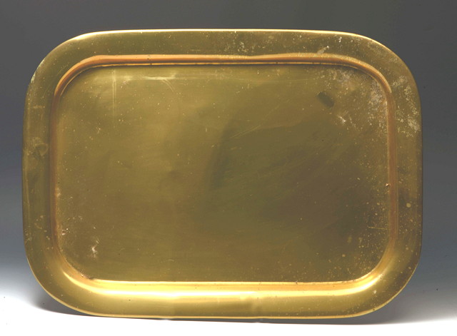 Appraisal: AN EARLY TH CENTURY BRASS RECTANGULAR MEAT PLATTER wide