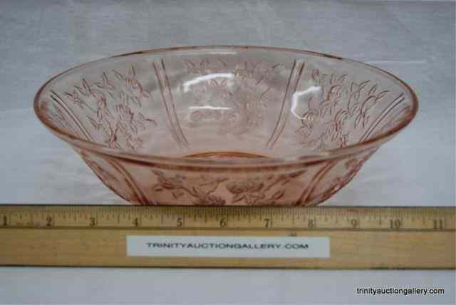 Appraisal: 's Depression Glass Pink ''Sharon'' Fruit BowlIs a very nice