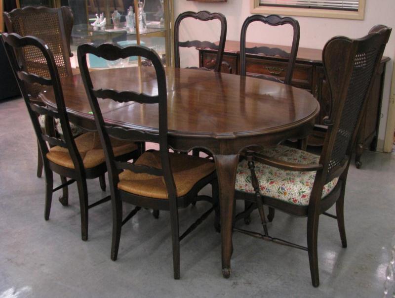 Appraisal: Hickory Furniture Co Country French Dining Room Suite includes table