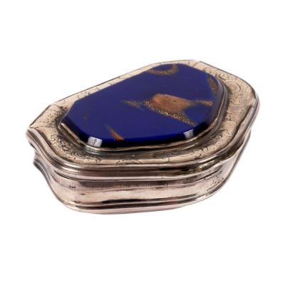 Appraisal: A George II silver and aventurine glass snuff box probably