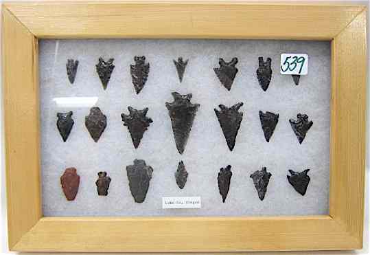 Appraisal: COLLECTION OF TWENTY-ONE NATIVE AMERICAN ARROW HEADS hand made from