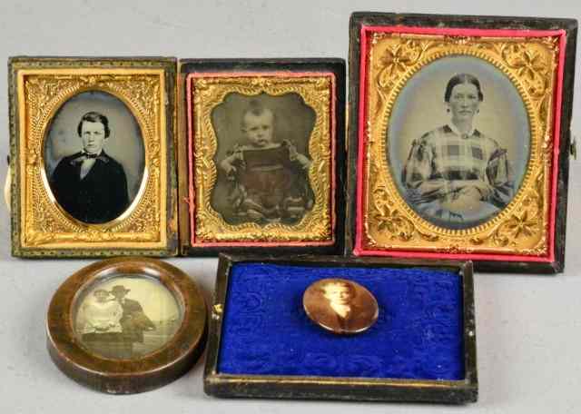 Appraisal: Pcs Antique Photos and DaguerreotypesConsisting of small oval framed black