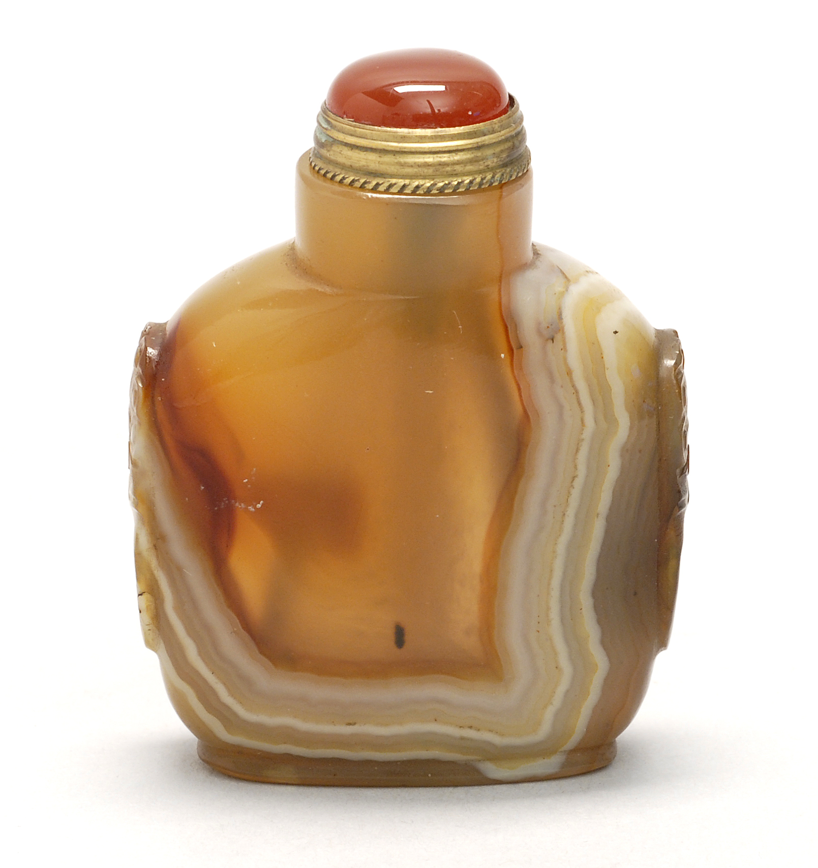 Appraisal: FORTIFICATION AGATE SNUFF BOTTLE Late th CenturyIn flattened ovoid form