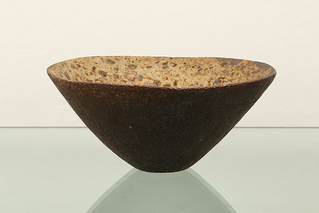 Appraisal: Rosemary D Wren British - at Oxshott PotteryBowlspeckled brown glazepotter's