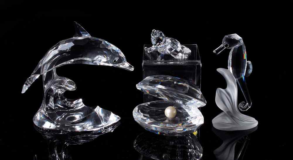 Appraisal: SWAROVSKI CRYSTAL AQUATIC WORLDS SHELL WITH PEARL Michael Stamey -