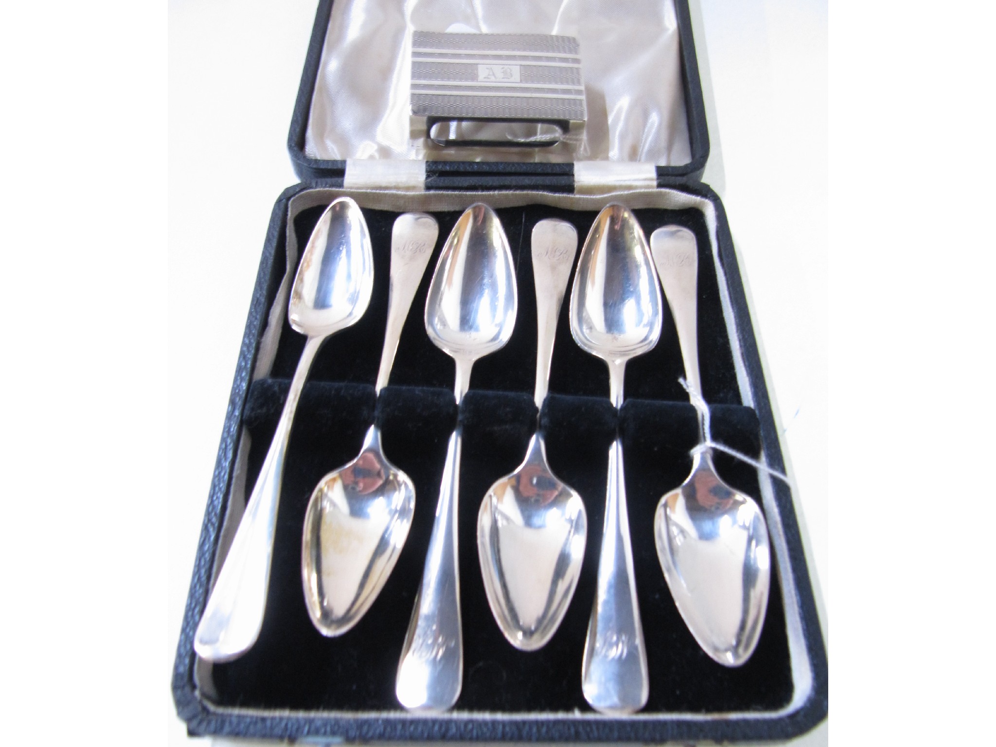 Appraisal: A lot comprising a cased set of six silver grapefruit