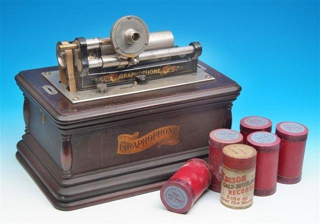 Appraisal: AN AMERICAN GRAPHOPHONE with wooden case and a number of