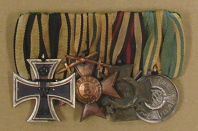 Appraisal: Lot consists of a German WWI medal bar with mounted