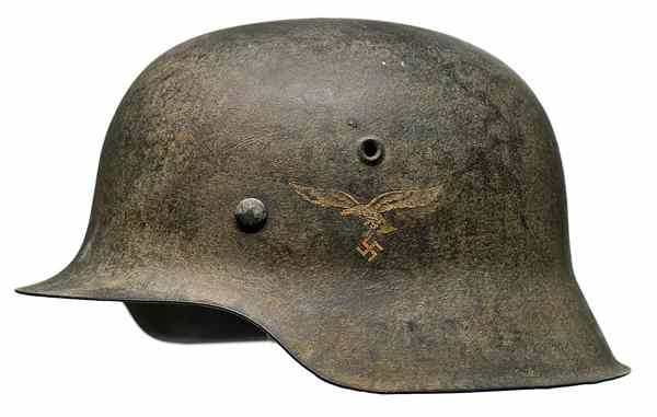 Appraisal: German WWII Single-Decal Luftwaffe M- Helmet M- helmet size liner