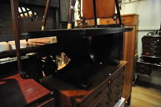 Appraisal: A BLACK CONTEMPORARY COFFEE TABLE AND A 'S SMOKEY GLASS