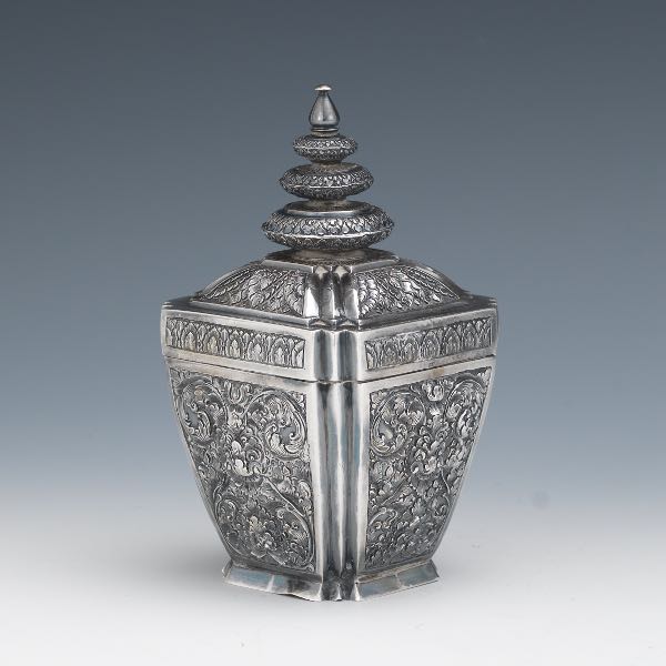 Appraisal: SILVERPLATE CADDY x Floral motif throughout with three-tiered finial Marked