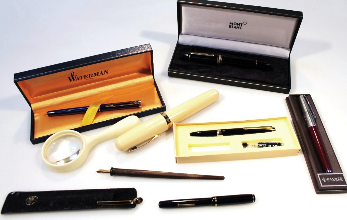 Appraisal: Various pens to include a cased Waterman in blue with