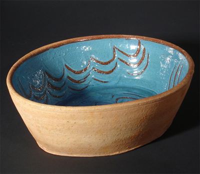 Appraisal: A Fremington Pottery slipware bowl elliptical form internally glazed blue