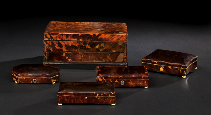 Appraisal: English Tortoiseshell Lady's Jewel Box th century the low box