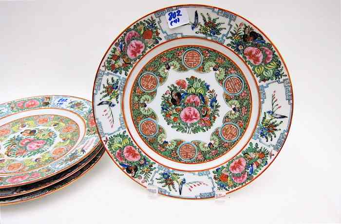 Appraisal: FOUR CHINESE PORCELAIN ROSE CANTON PLATES '' diameter hand painted