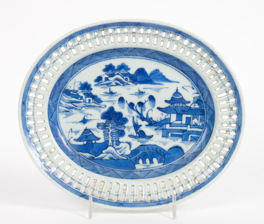 Appraisal: Chinese Export Canton porcelain dish reticulated underplate for chestnut basket