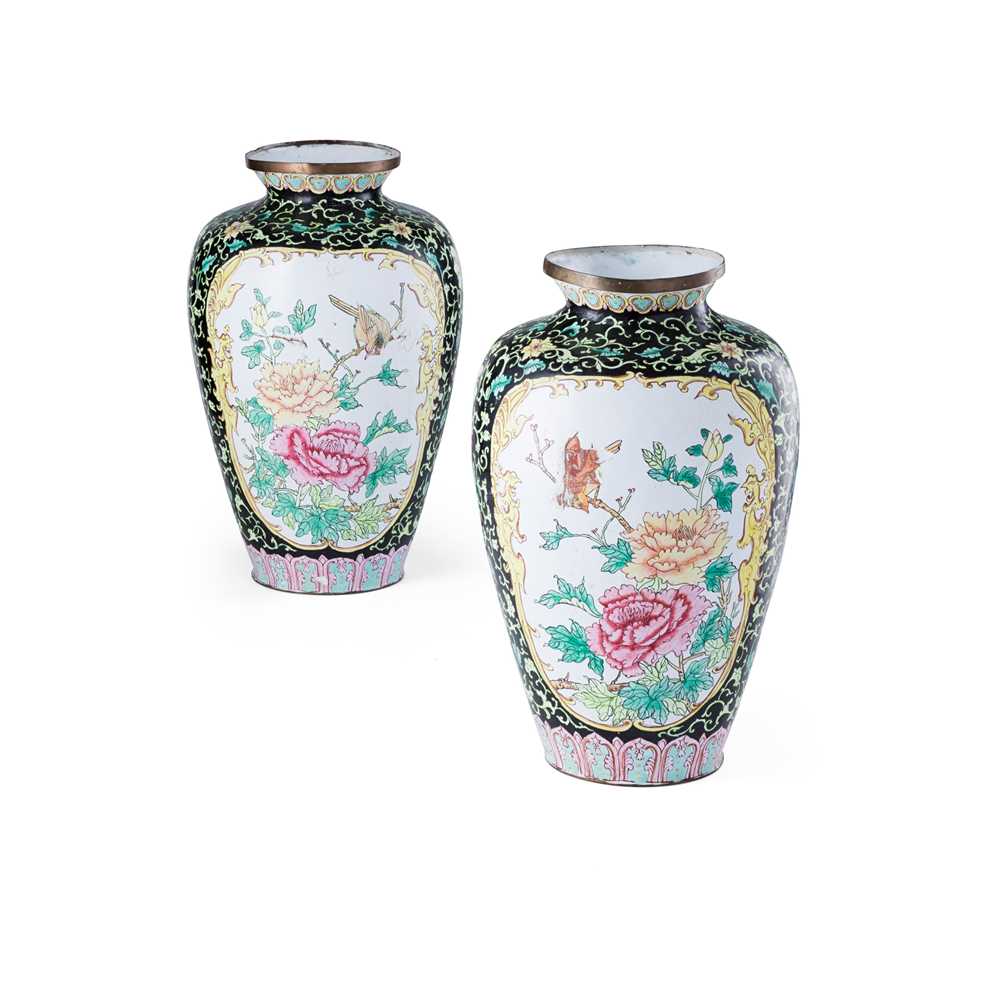 Appraisal: PAIR OF CANTON PAINTED ENAMEL VASES QING DYNASTY TH CENTURY