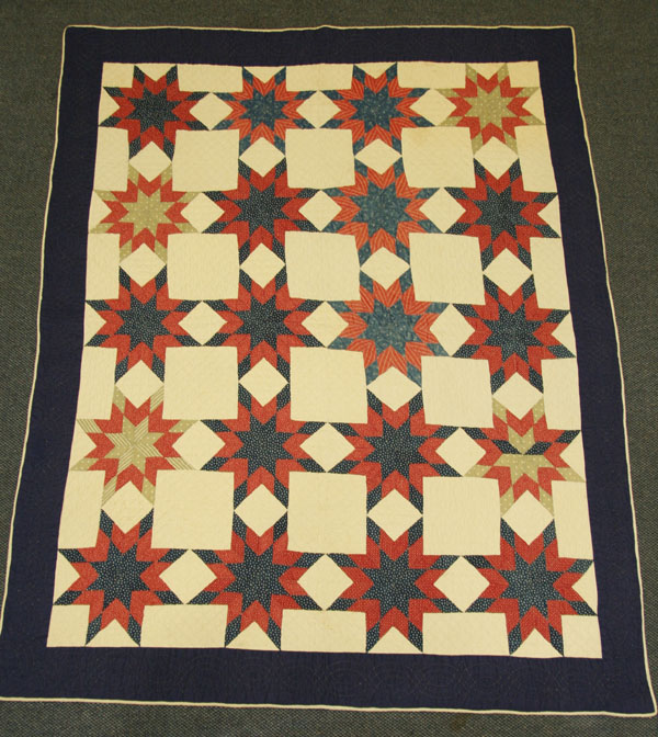 Appraisal: Red white and blue country quilt star in square and