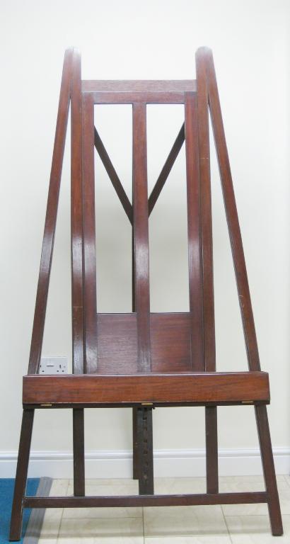 Appraisal: An Edwardian mahogany large Easel ft high