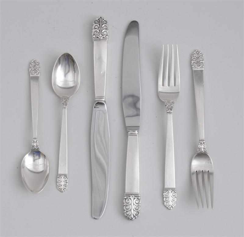 Appraisal: INTERNATIONAL SILVER ''NORTHERN LIGHTS'' PATTERN PART LUNCH SERVICE Not monogrammed