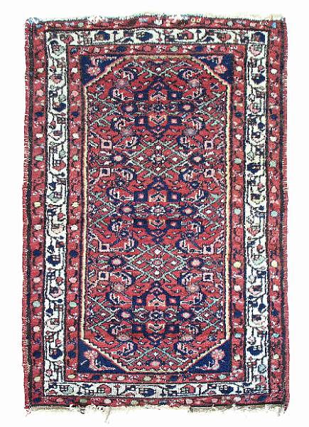 Appraisal: A Hamadan rug size approximately ft x ft in