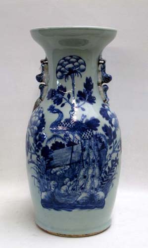 Appraisal: CHINESE BLUE AND WHITE PORCELAIN VASE hand painted under glaze