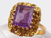 Appraisal: A yellow metal tests carat gold synthetic purple sapphire ring