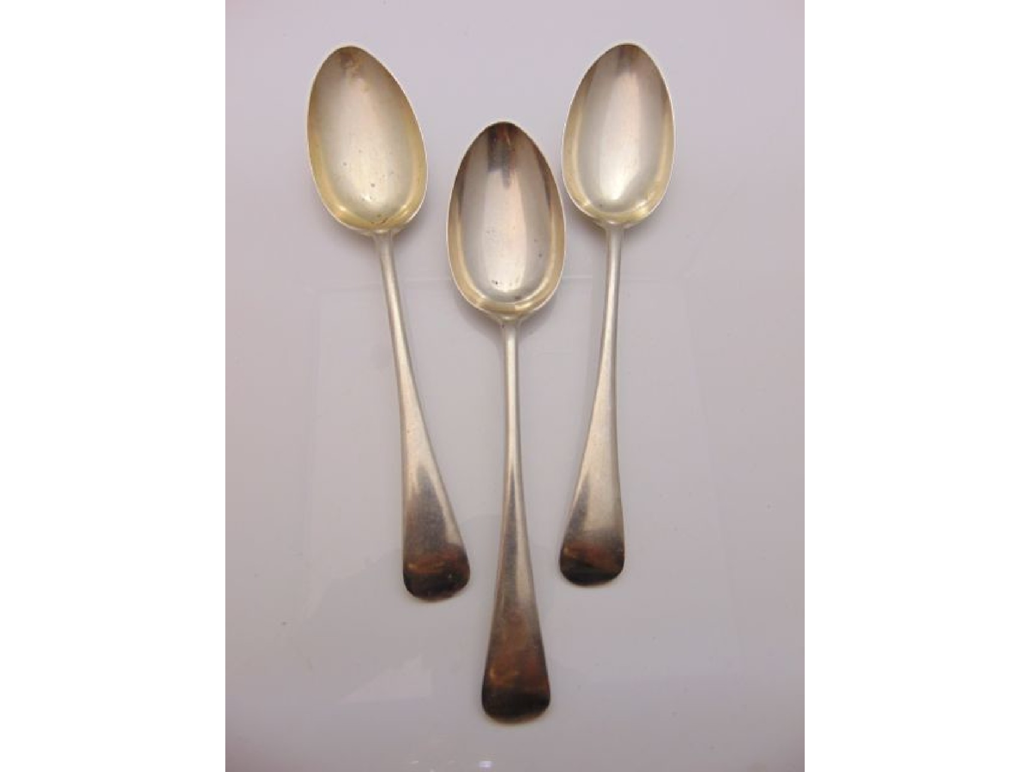 Appraisal: A set of three George V silver Old English pattern