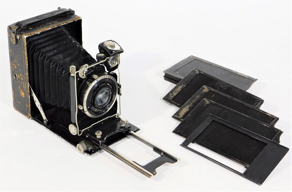 Appraisal: Certo Bee Bee x Folding Plate Camera Certo Bee Bee