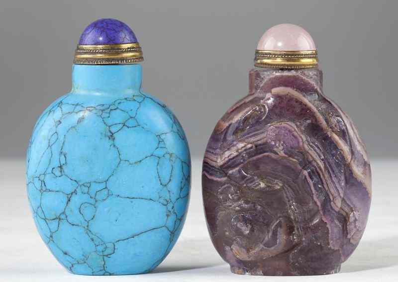 Appraisal: Two Antique Chinese Snuff Bottlesthe first of turquoise and the