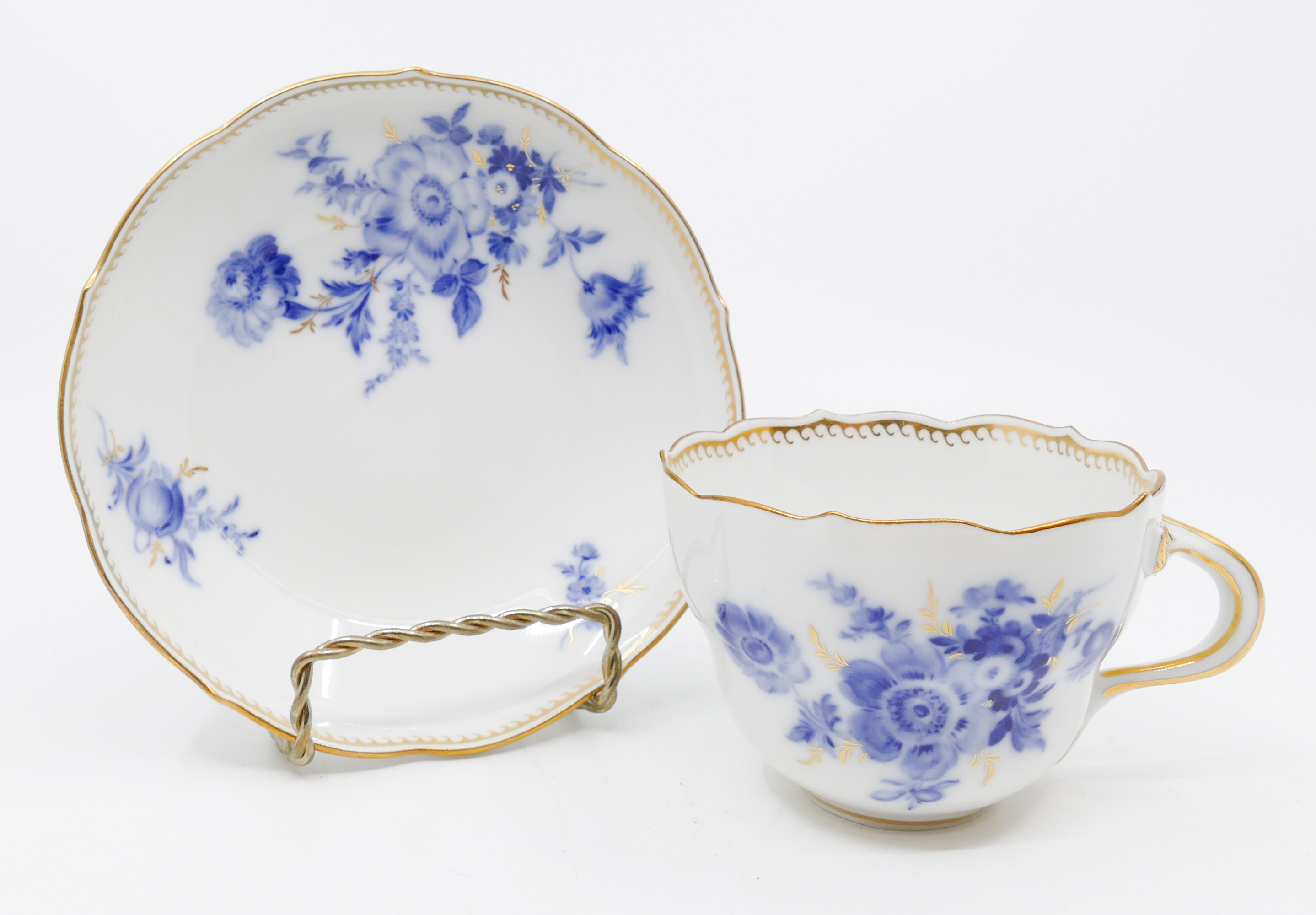 Appraisal: Set of Meissen Blue Flowers Porcelain Flat Cups Saucers Gilt