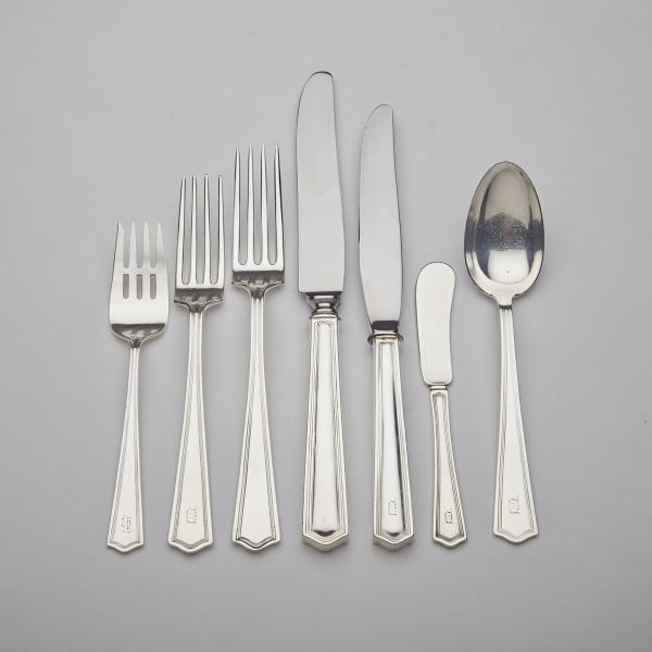 Appraisal: American Silver Governor Bradford Pattern Flatware Service Meriden Britannia Co