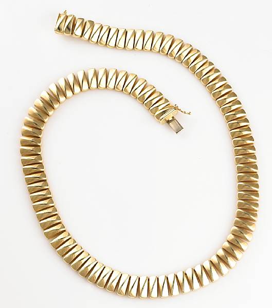 Appraisal: A k gold link necklace weighing approximately gr length in