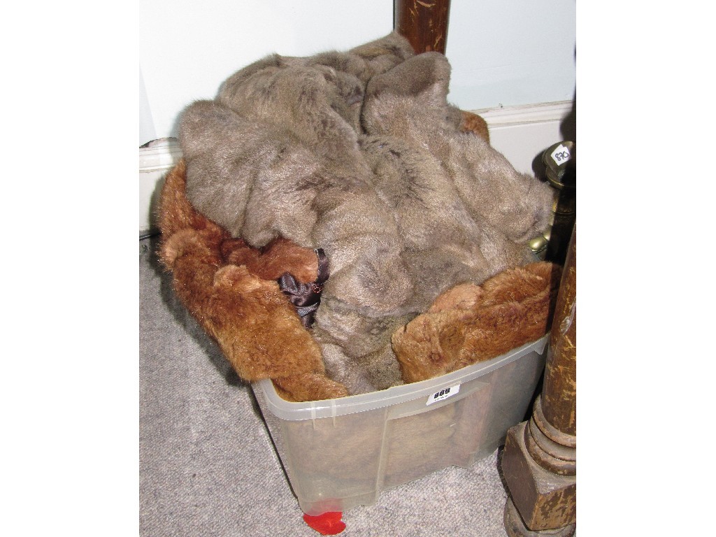 Appraisal: Lot comprising a fur jacket and a coat