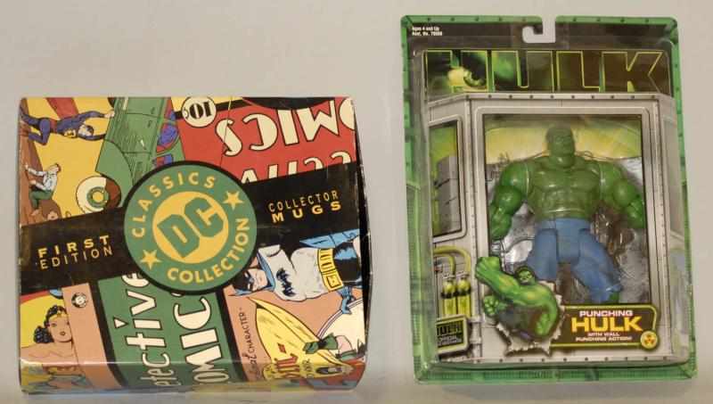 Appraisal: Lot of Assorted Hulk Toys This lot includes punching Hulk