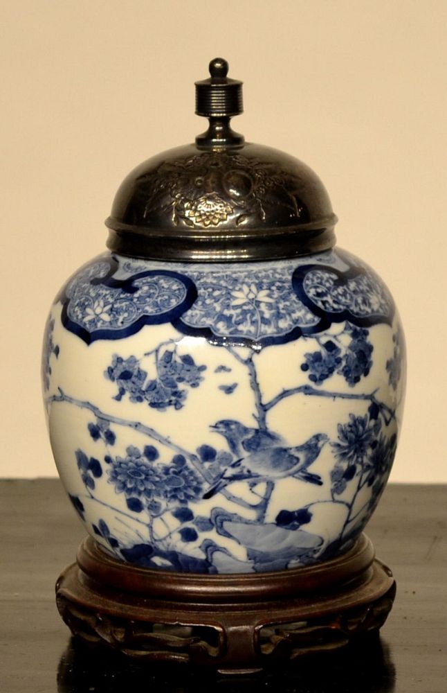 Appraisal: CHINESE BLUE WHITE PORCELAIN GINGER JAR VASE Antique Chinese blue