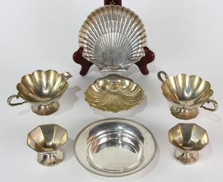 Appraisal: American sterling silver hollowware troy oz Lot of American sterling