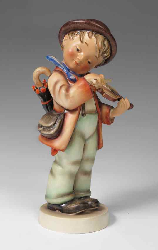 Appraisal: HUMMEL LARGE ''THE LITTLE FIDDLER'' FIGURINE -II Full Bee Germany