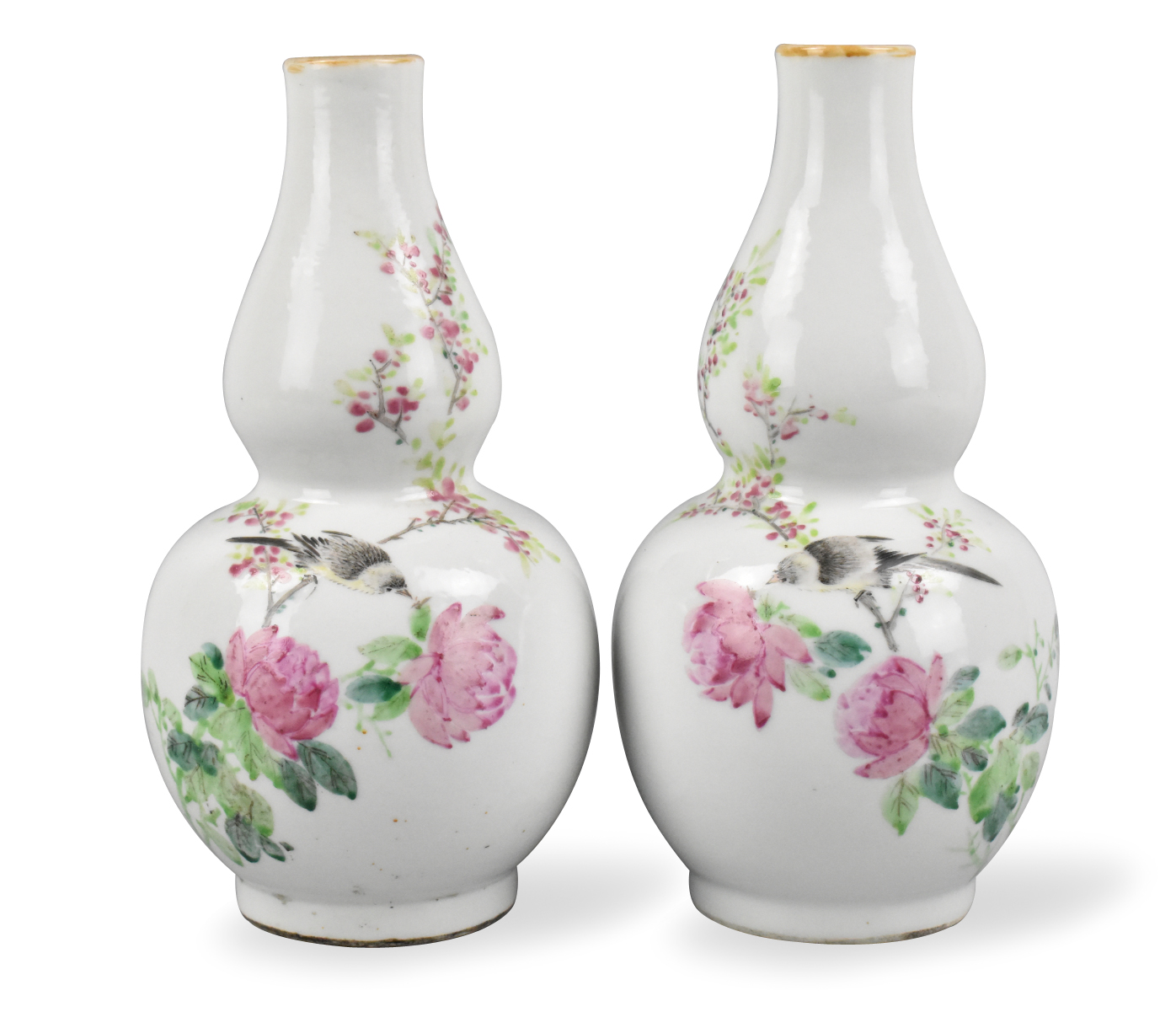 Appraisal: A pair of Chinese qianjiang glazed gourd vases dating from