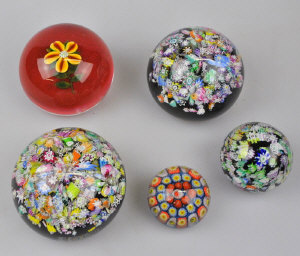 Appraisal: A pair of French paperweights with millifiori canes and air-bubbles