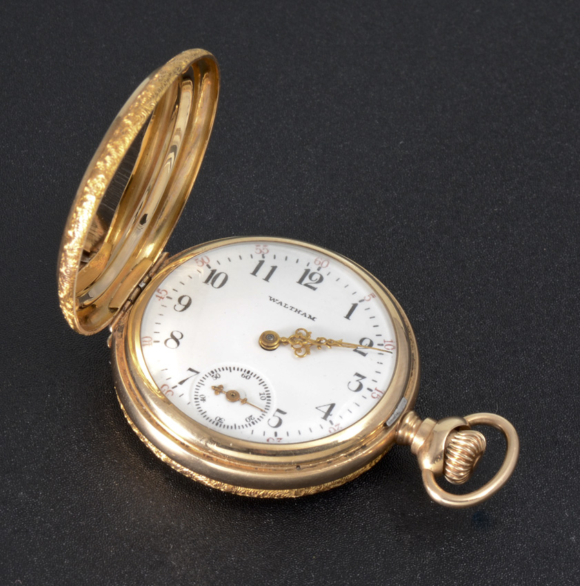 Appraisal: K YELLOW GOLD WALTHAM HUNTER CASE POCKET WATCH Circa size