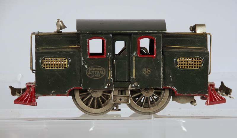 Appraisal: Lionel Standard Gauge Tinplate Pre-War Train Description Engine Moderate overall