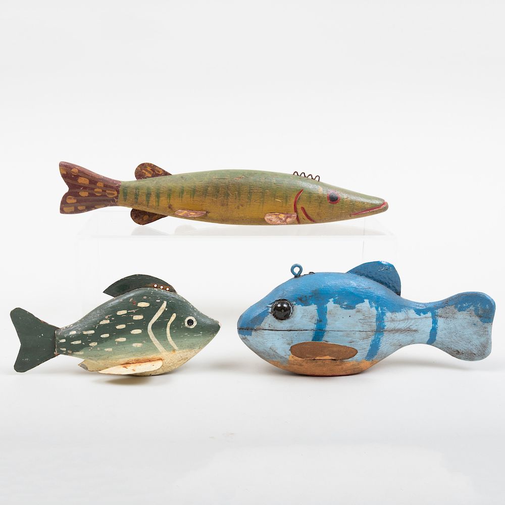 Appraisal: Group of Three American Painted Wood Fish Lures The largest