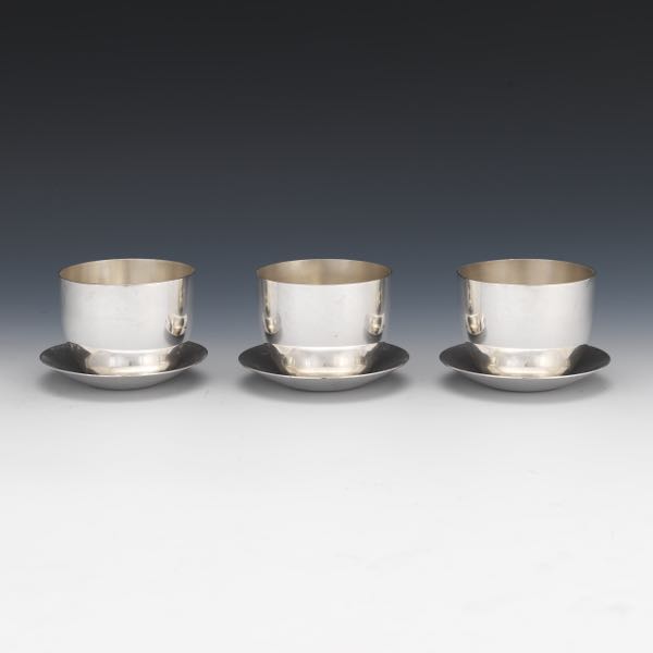 Appraisal: STIEFF STERLING SILVER JEFFERSON CUPS WITH UNDEPLATES BY ALLAN ADLER